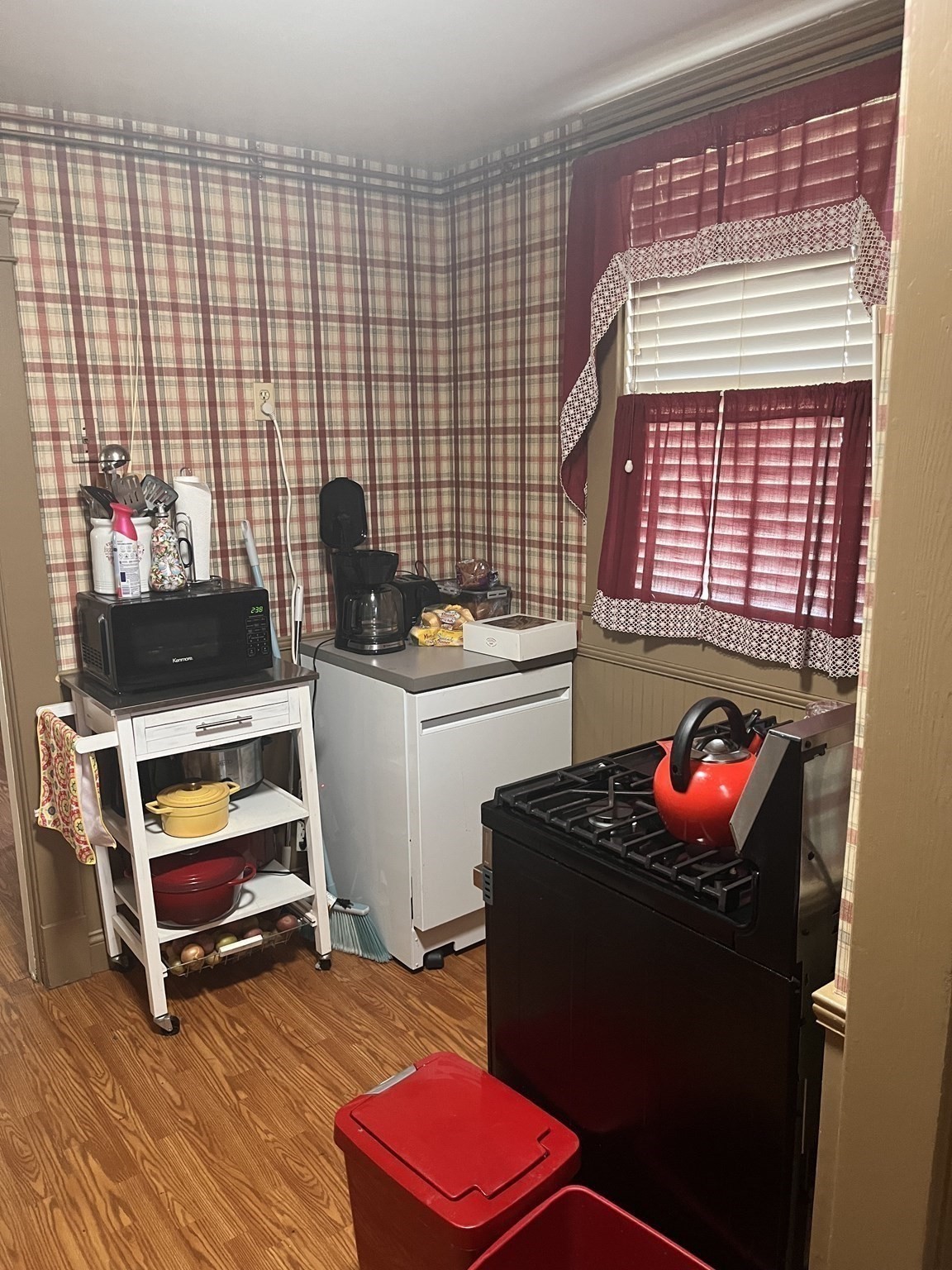 72 Second St, Somerset, MA 02726 - Image 17