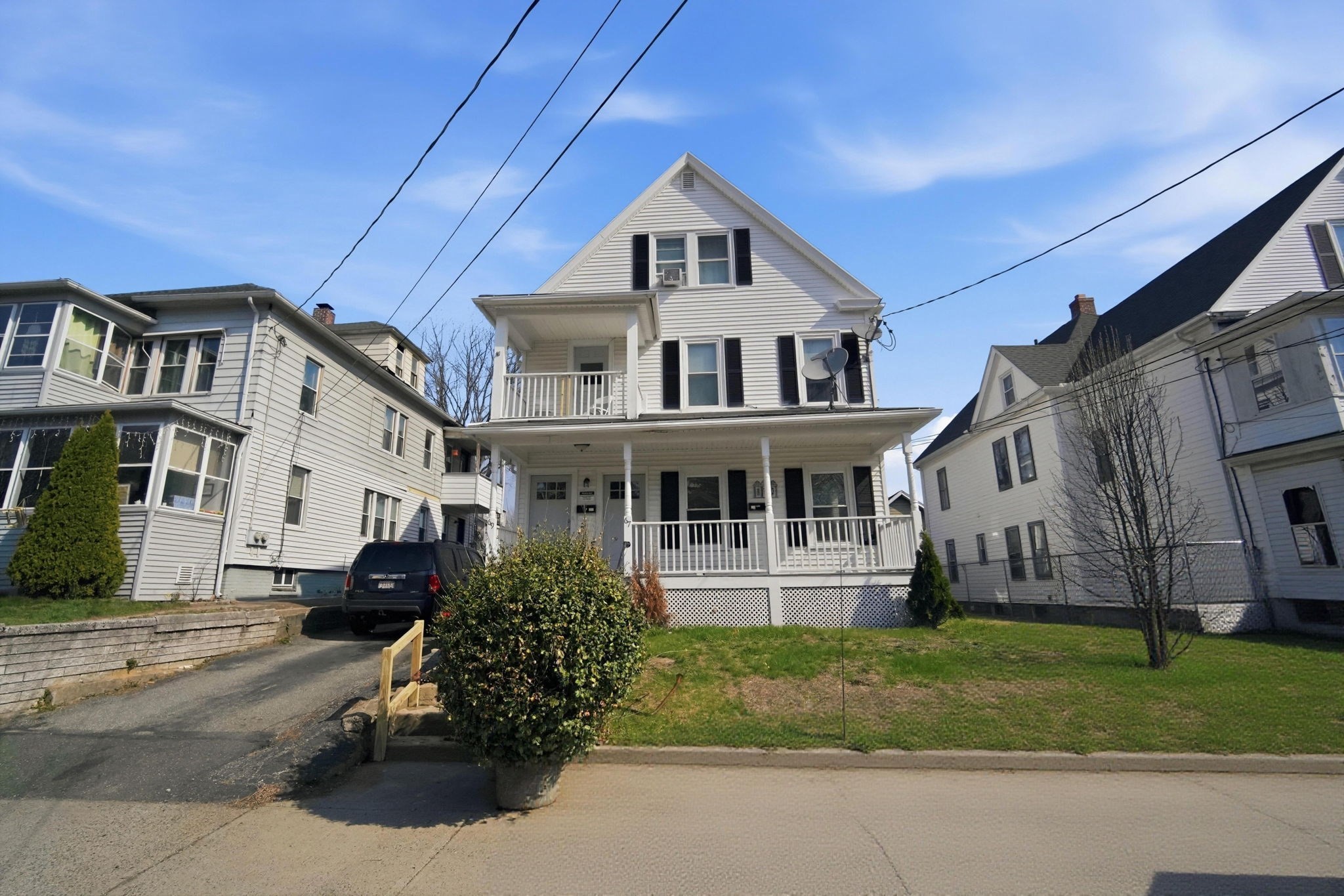 67 Longwood Ave, Holyoke, MA 01040 - Image 2