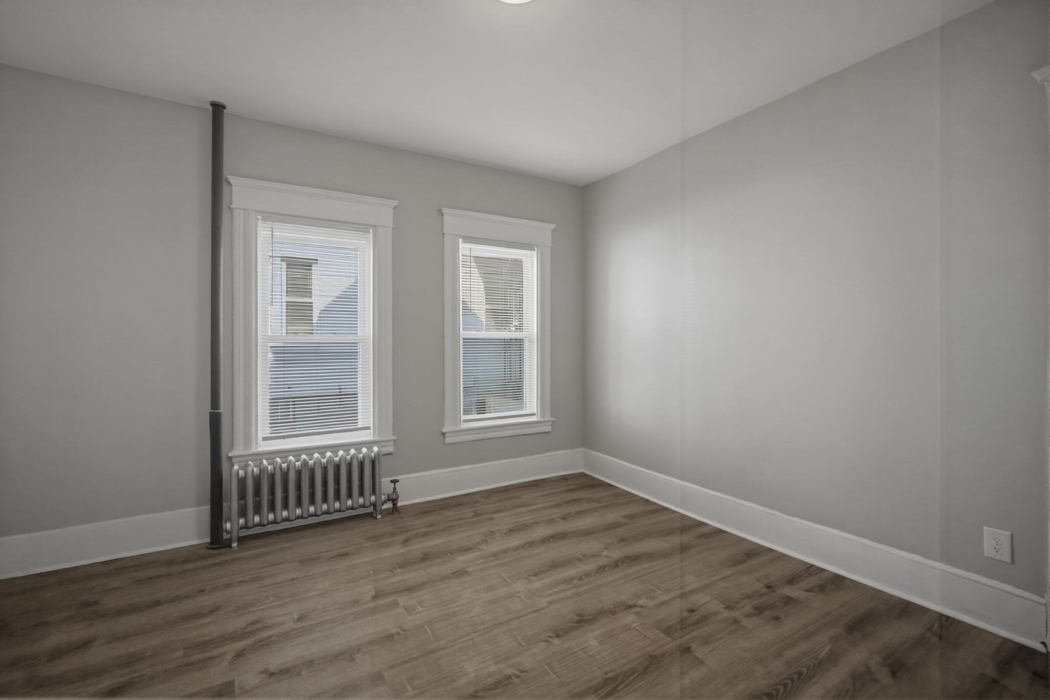 67 Longwood Ave, Holyoke, MA 01040 - Image 12