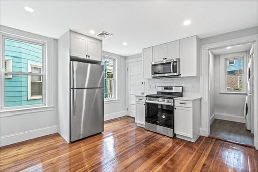 79 Pleasant Street, Apt 1
