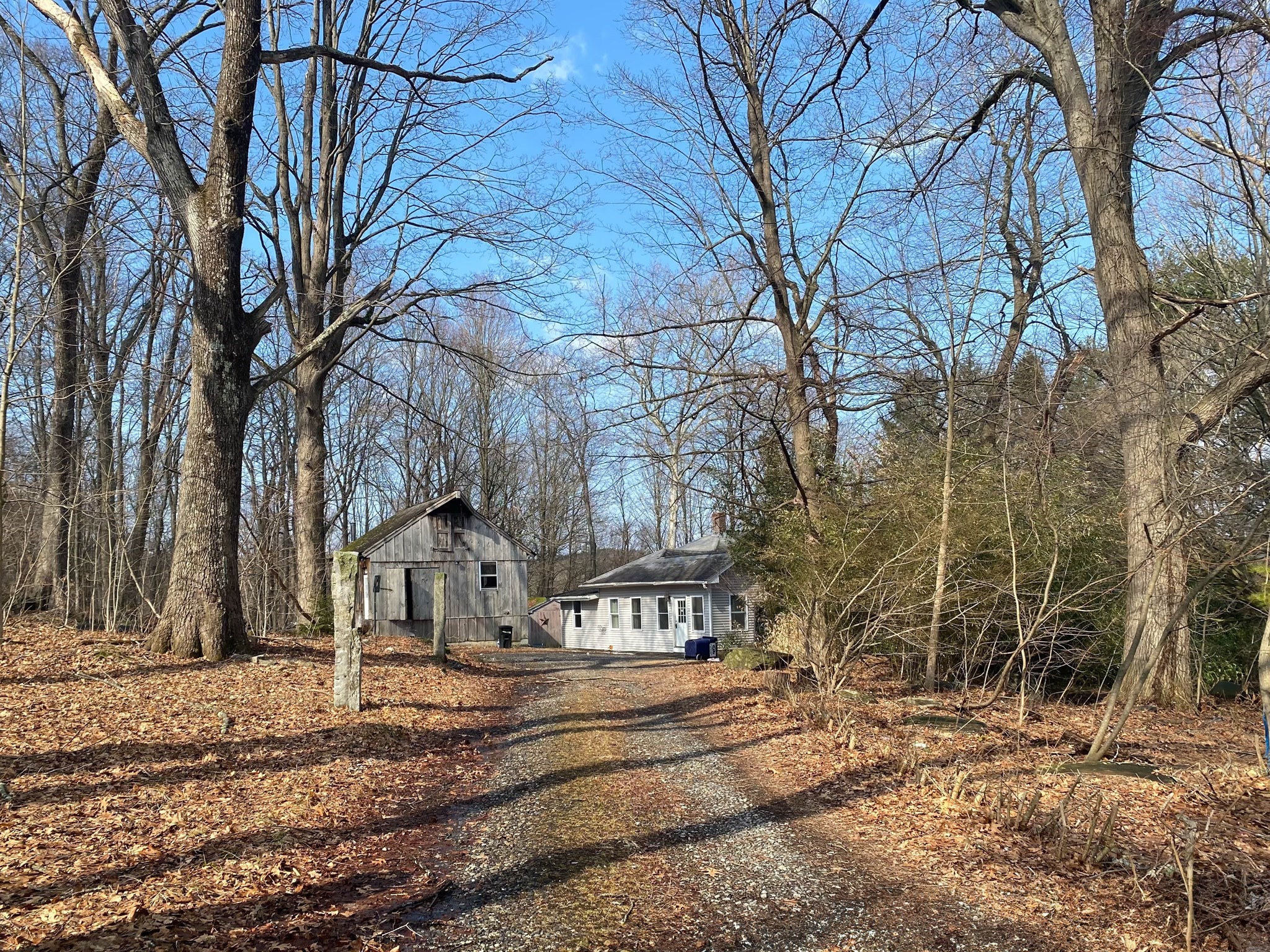 8 Sullivan Place, Millbury, MA 01527