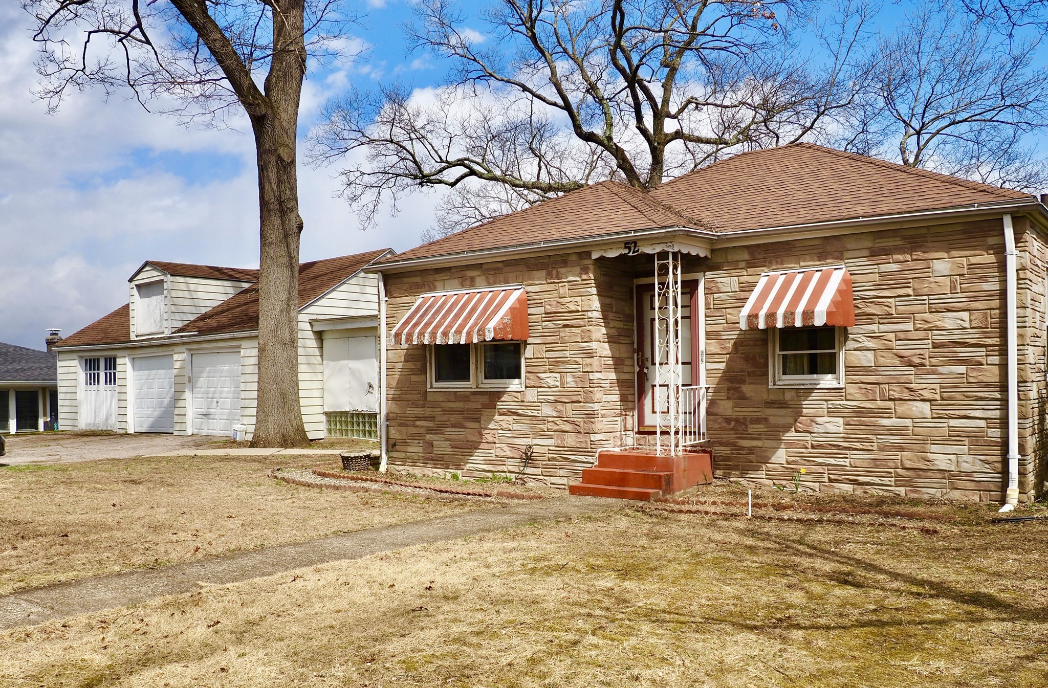 52 Marguerite St., Chicopee, MA 01020