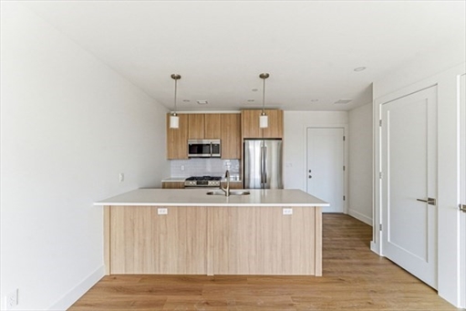 1035 Commonwealth Ave, Apt 501