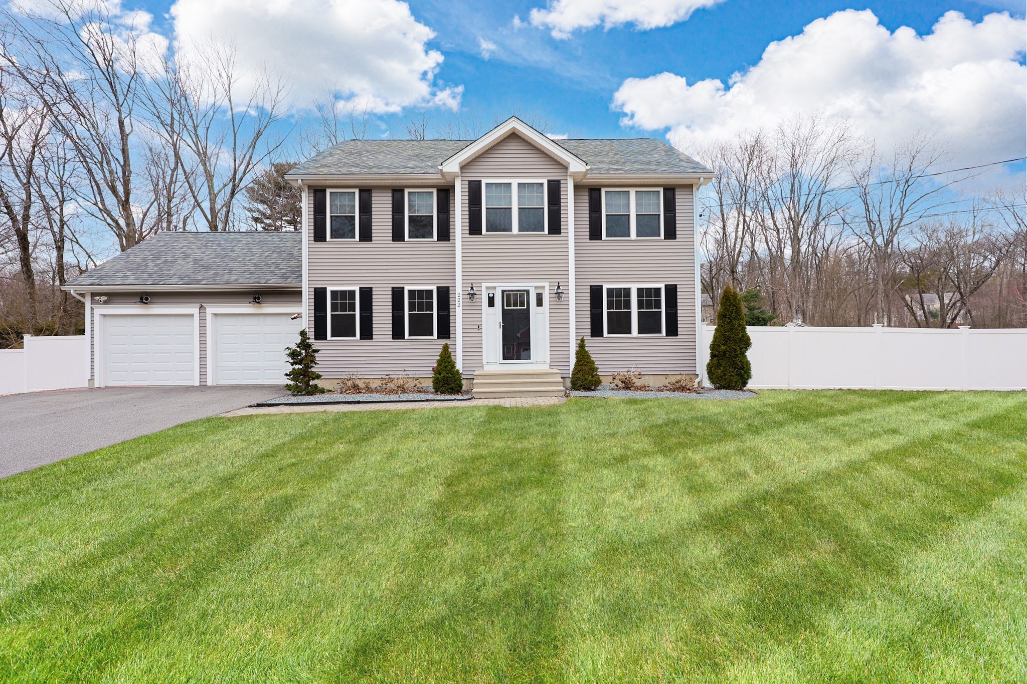 222 Oak St, Ashland, MA 01721