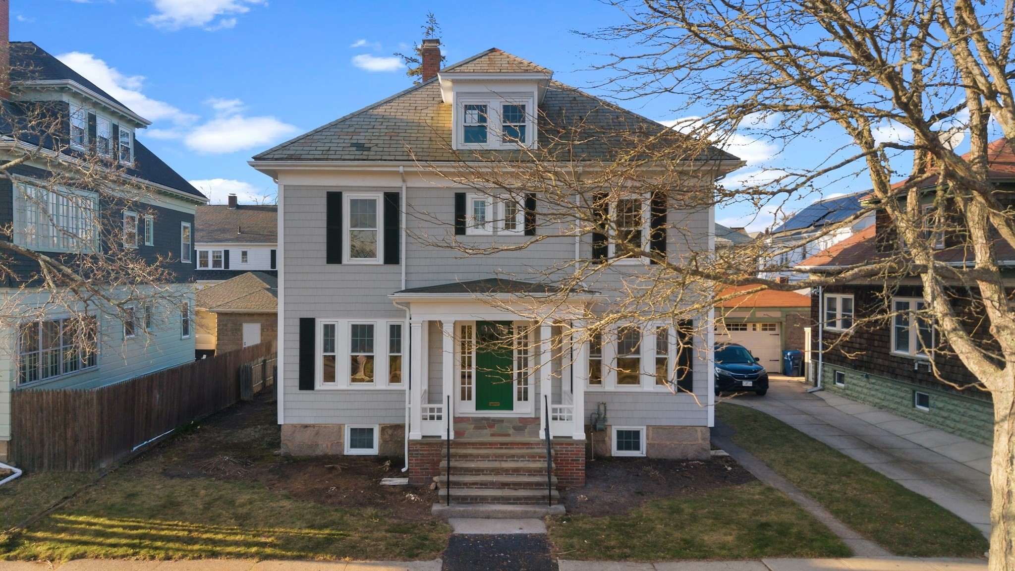 303 Maple St, New Bedford, MA 02740