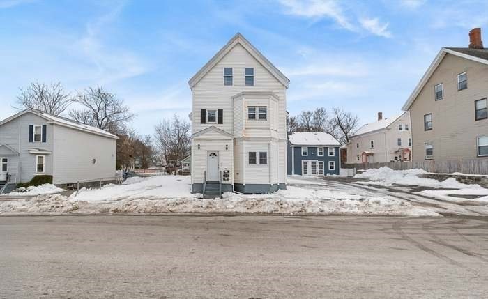 316 Essex St, Lynn, MA 01902