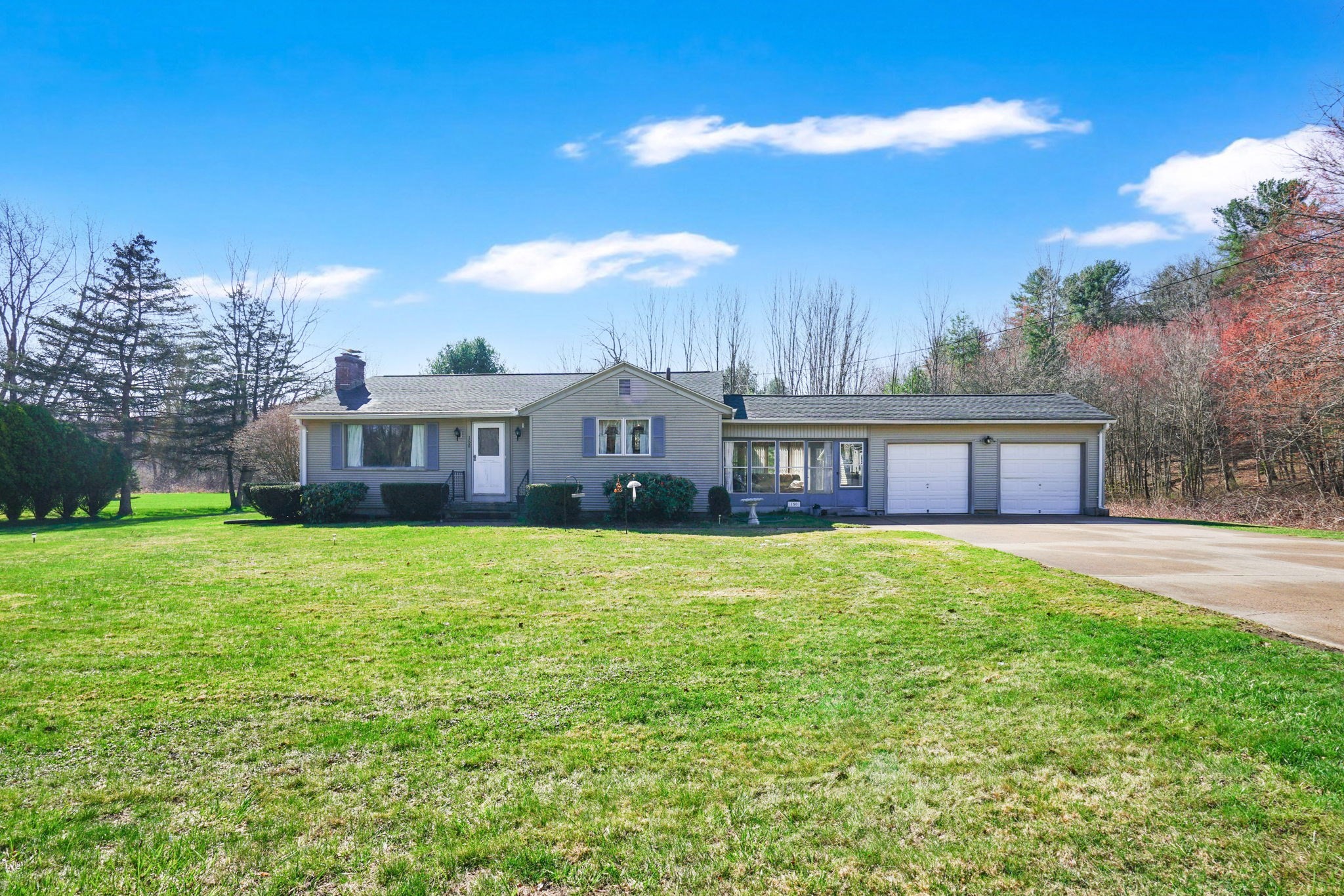 150 City View Rd, Westfield, MA 01085