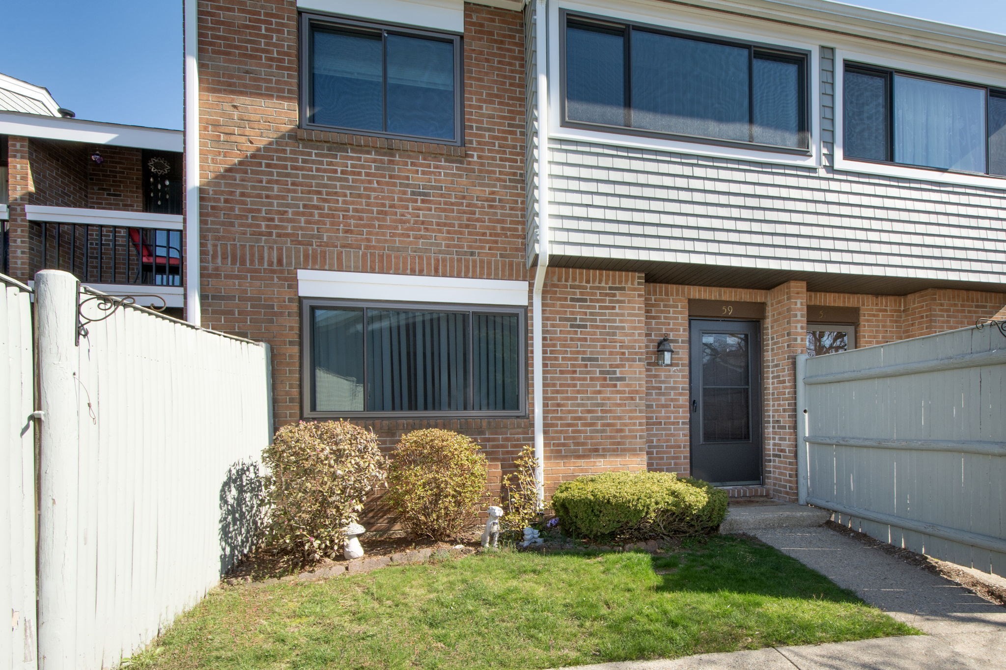 59 Rosewood Dr Unit 59, Stoughton, MA 02072