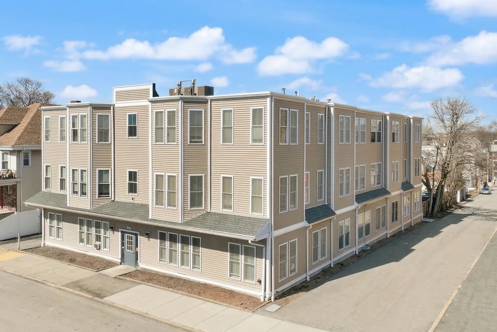 145 Lewis St, Lynn, MA 01902