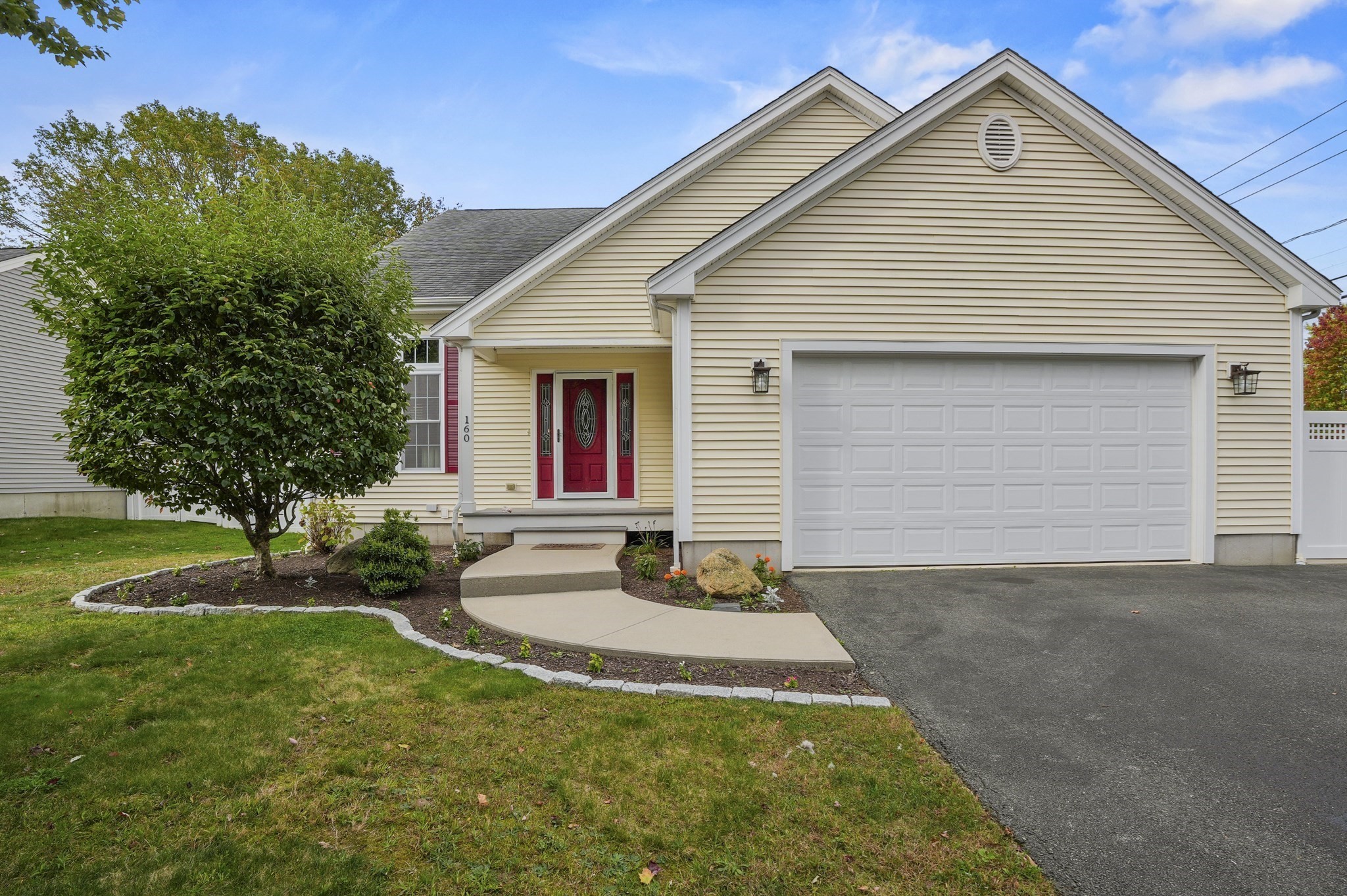 160 Apple Tree Lane, New Bedford, MA 02740