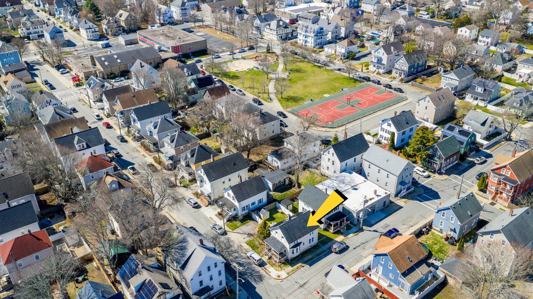 69 Newton St, New Bedford, MA 02740