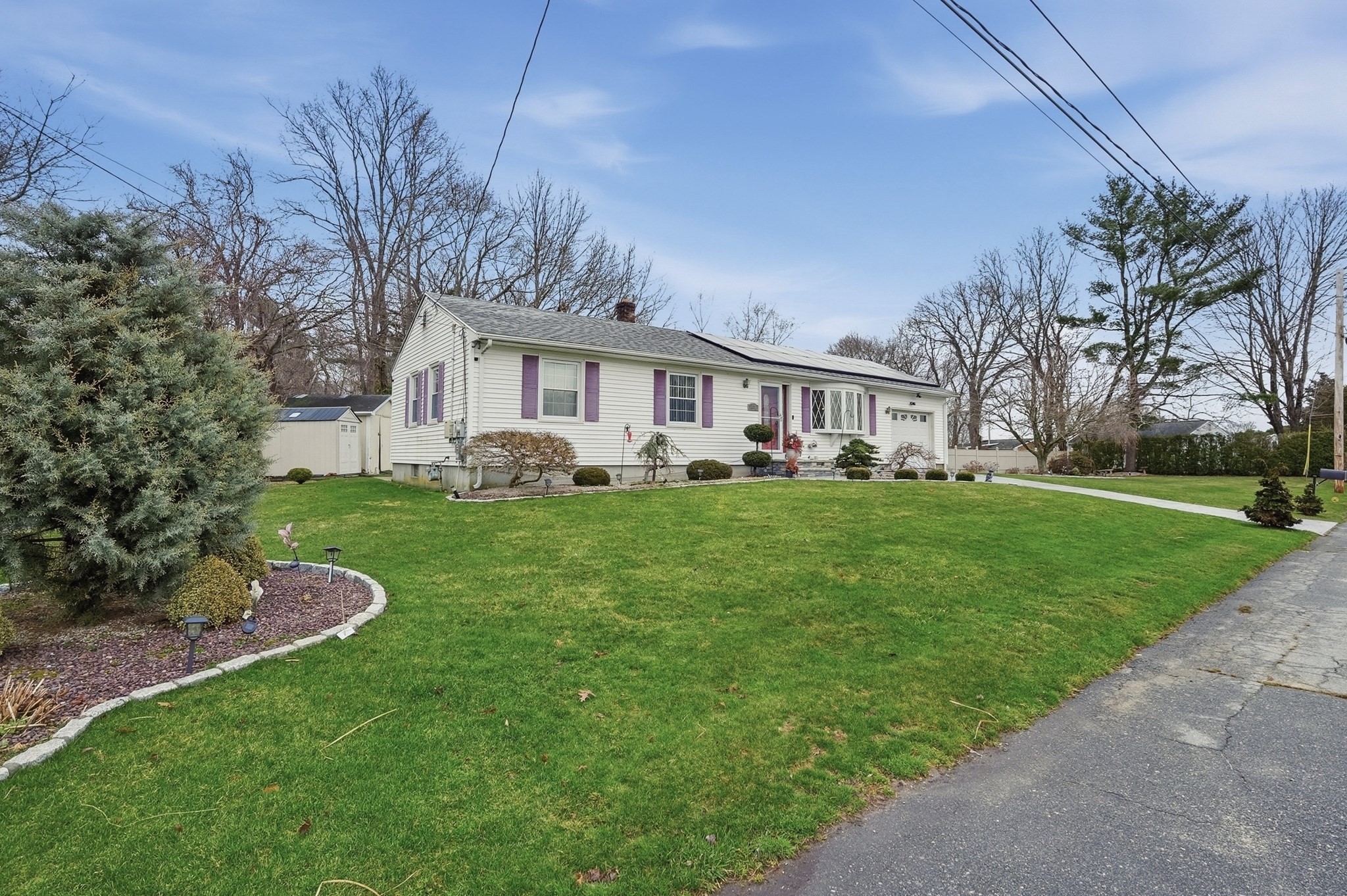 572 Bartlett Street, Acushnet, MA 02743