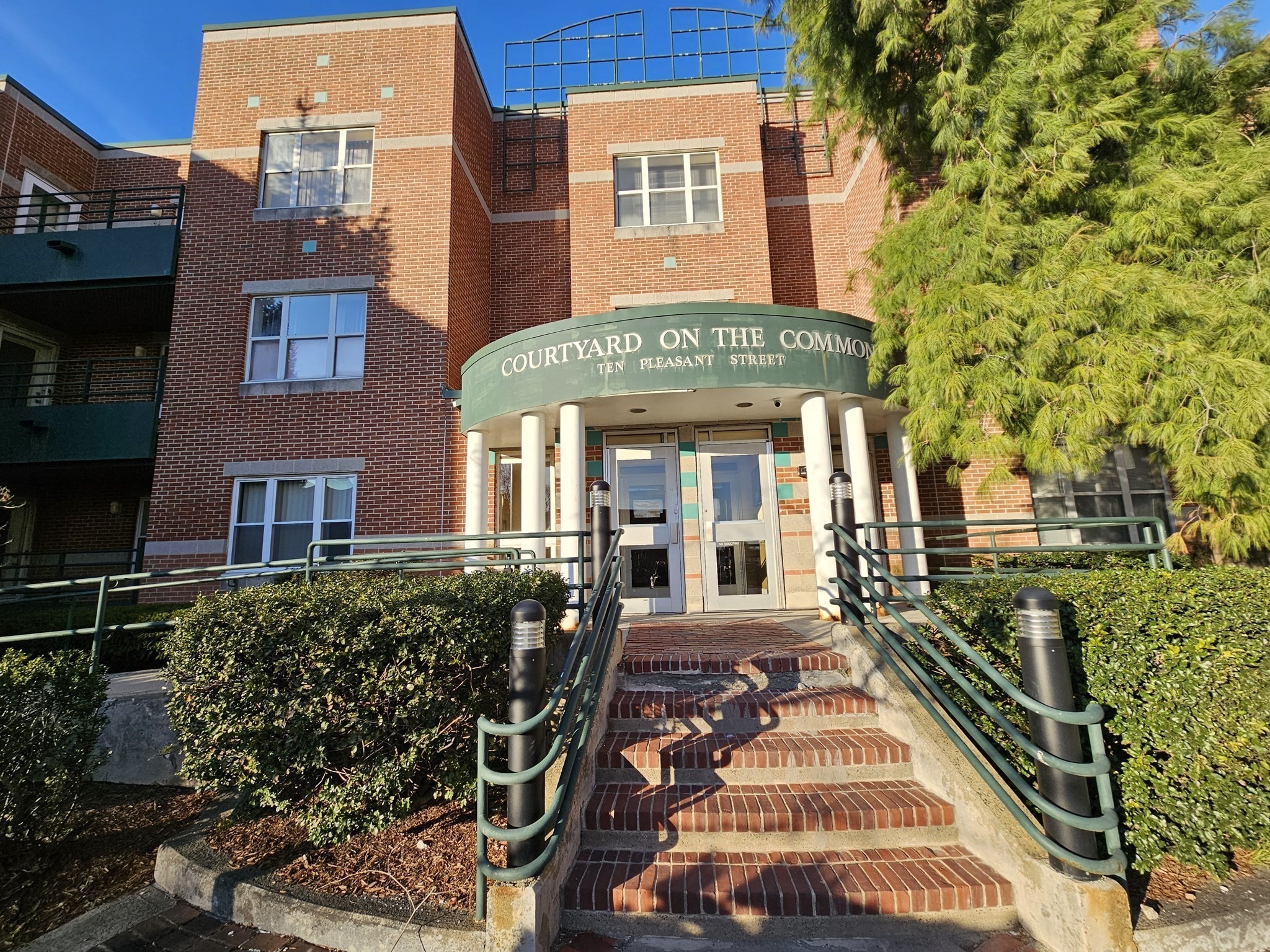 10 Pleasant St Unit 115, Lynn, MA 01902