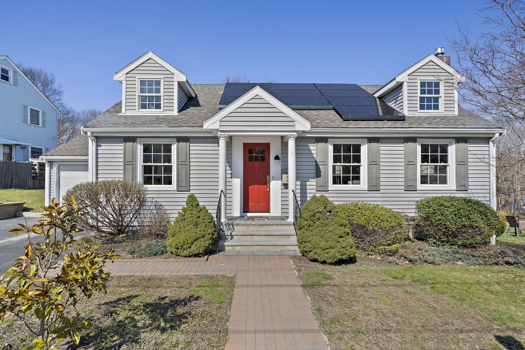 25 Riley Ave, Weymouth, MA 02189