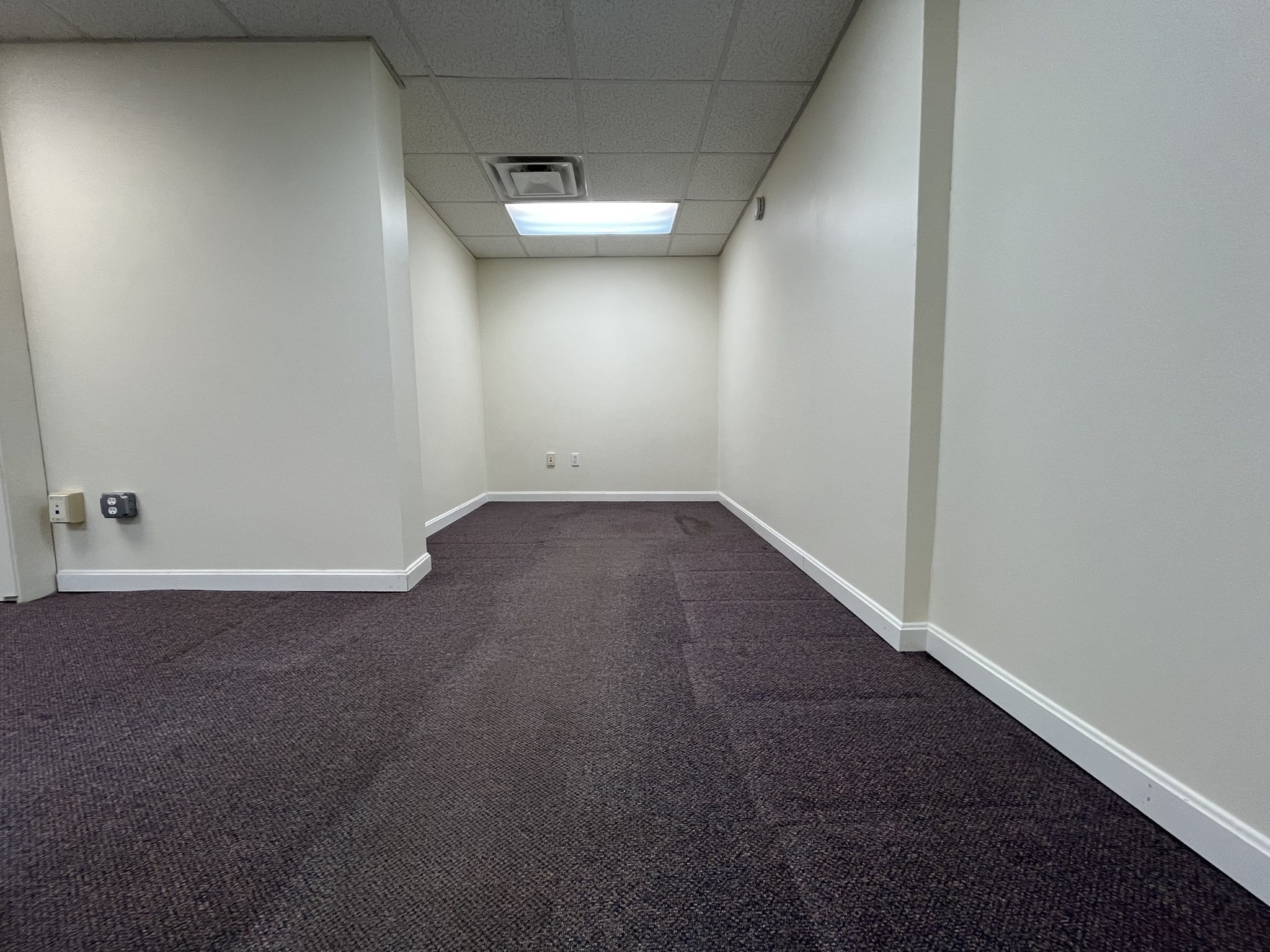 67 High St Unit 1, Danvers, MA 01923 - Image 12