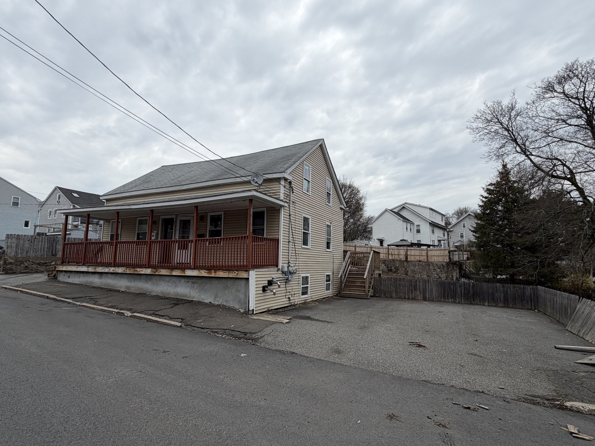 18 Pleasant St, Peabody, MA 01960