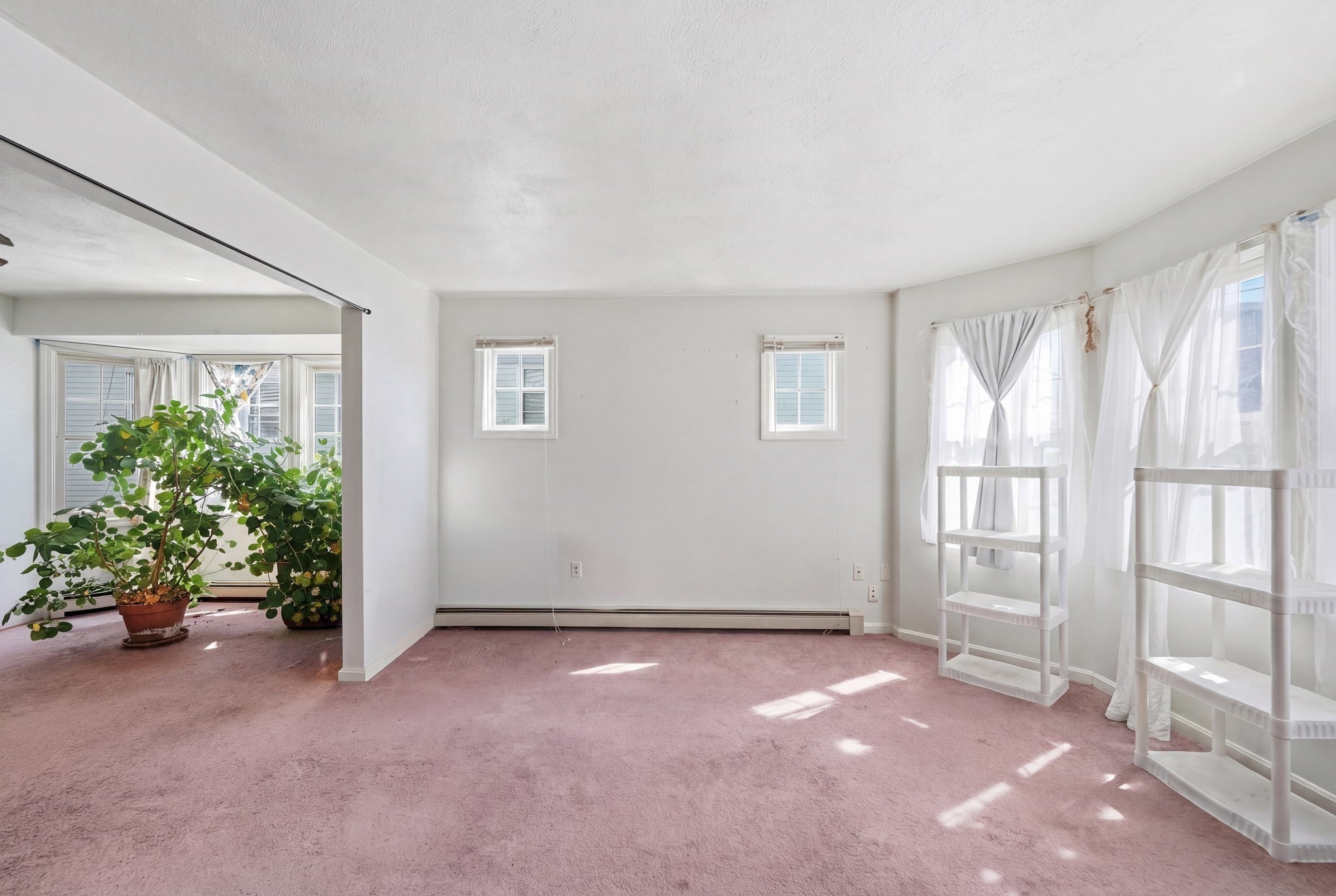 21 Ferndale St Unit 2B, Dorchester, Boston, MA 02124