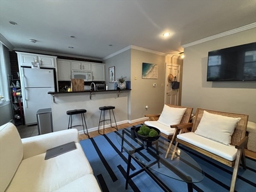 41 Grove, Apt 4
