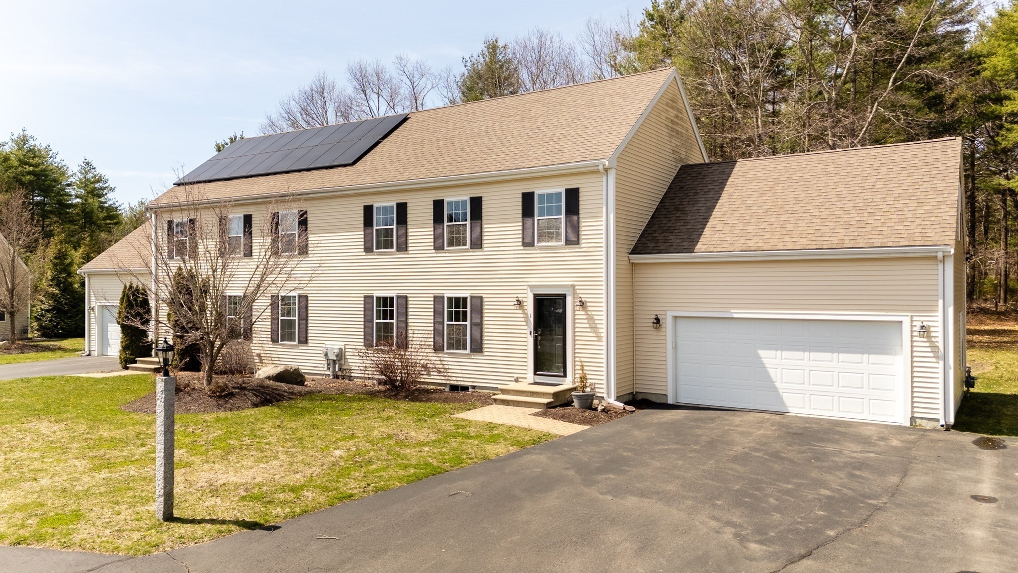 391 Franklin St Unit 1, Hanson, MA 02341