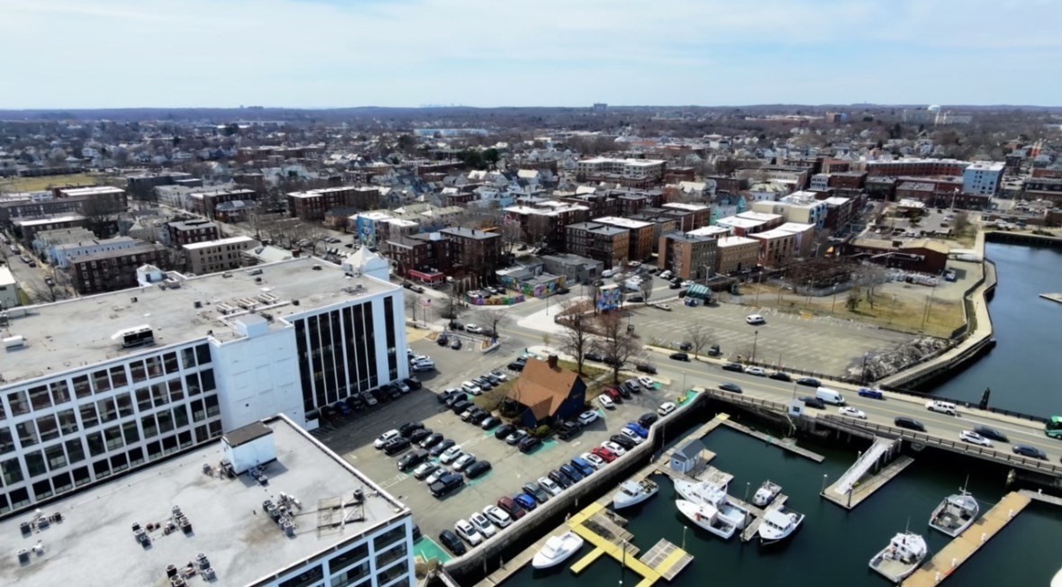 64 Ward St, Salem, MA 01970