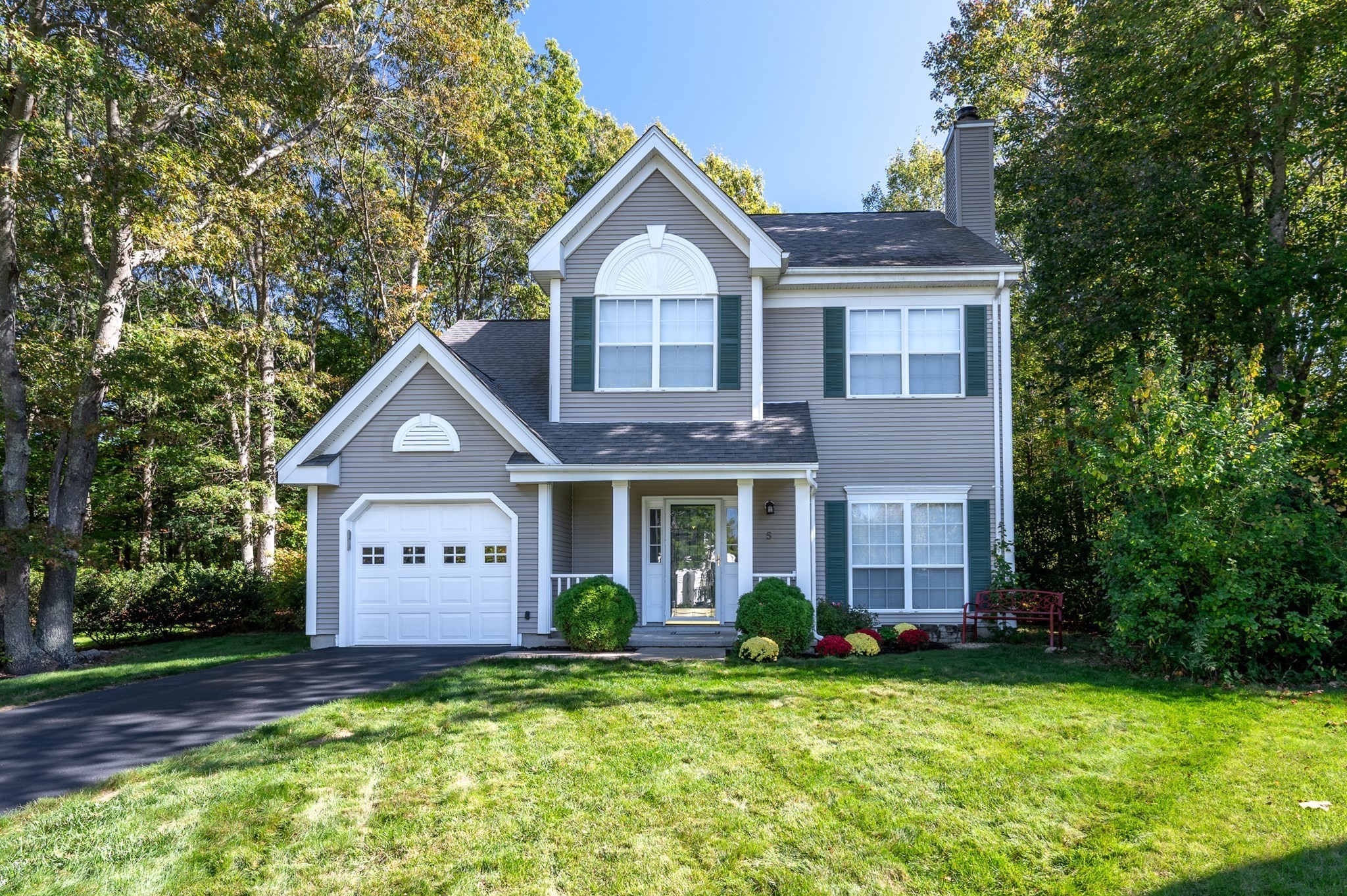 5 Tiffney Rd, Foxboro, MA 02035