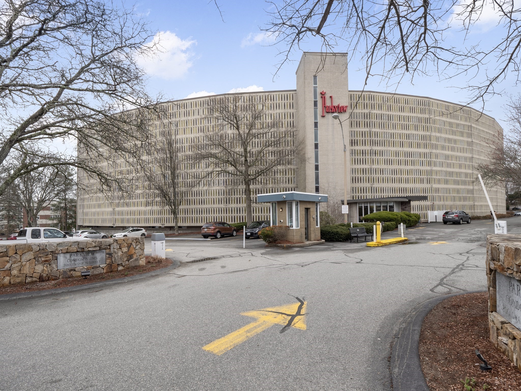 200 Swanton St Unit 717, Winchester, MA 01890