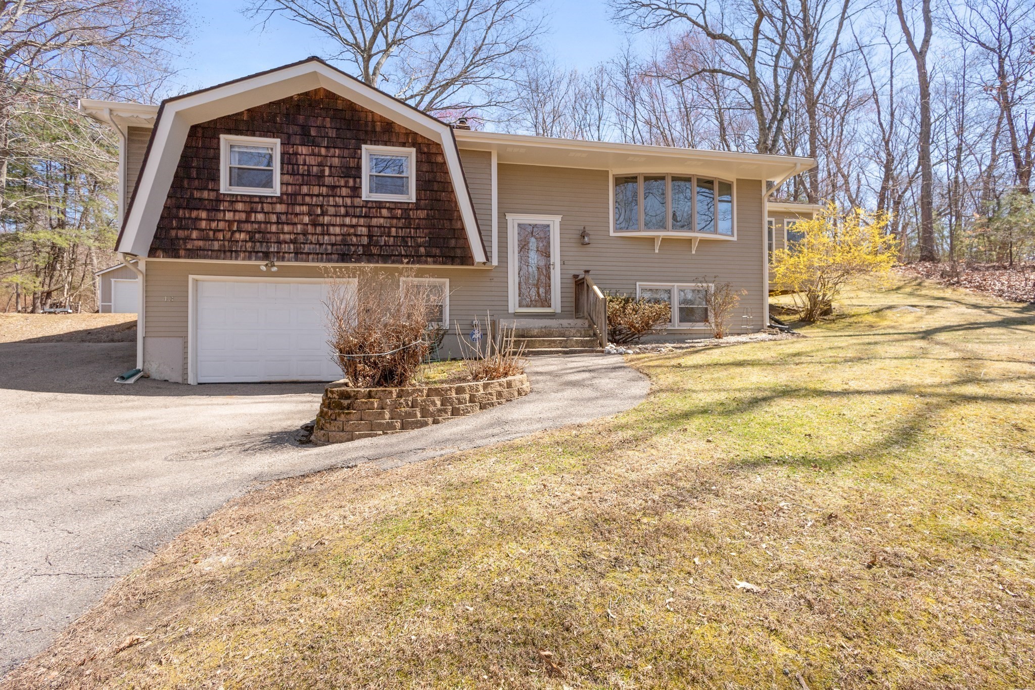 43 Locust Street, Bellingham, MA 02019