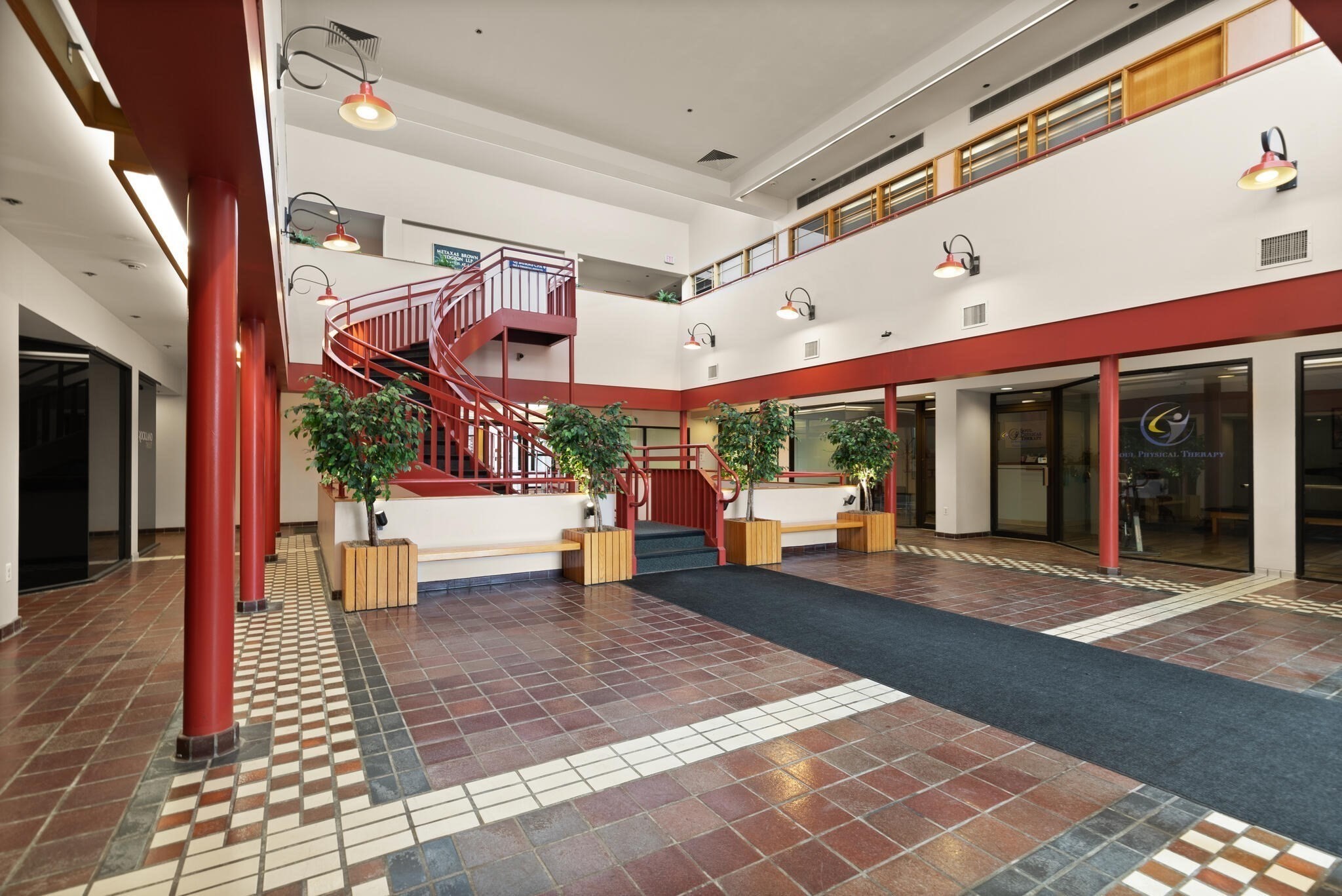 2 Elm Unit 2nd FL, Danvers, MA 01923 - Image 4