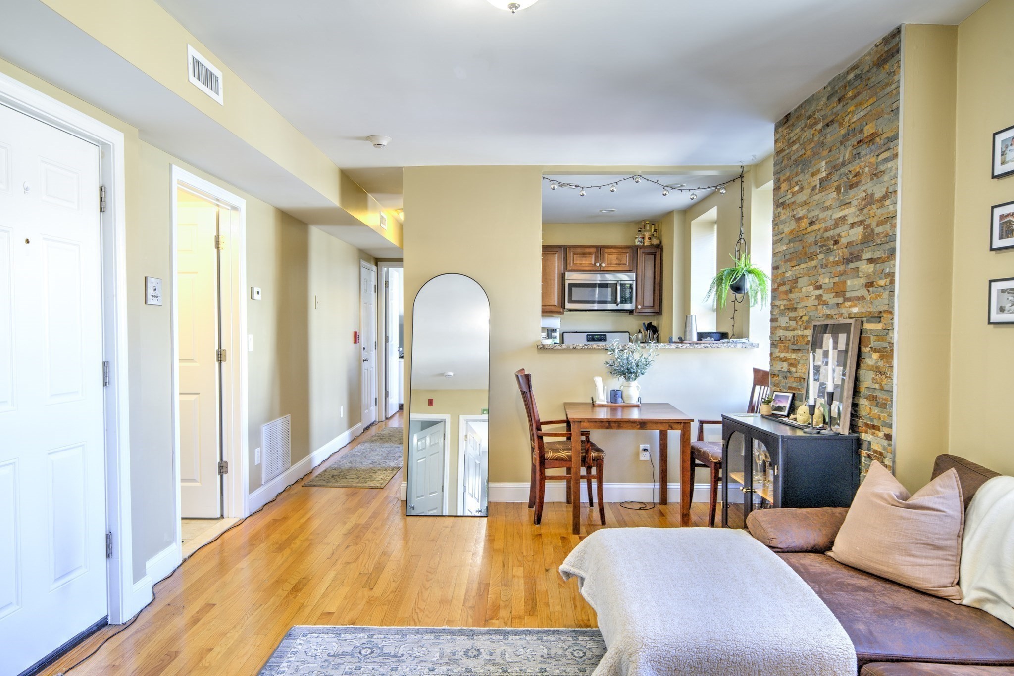 28 Chelsea St, East Boston, Boston, MA 02128 - Image 17