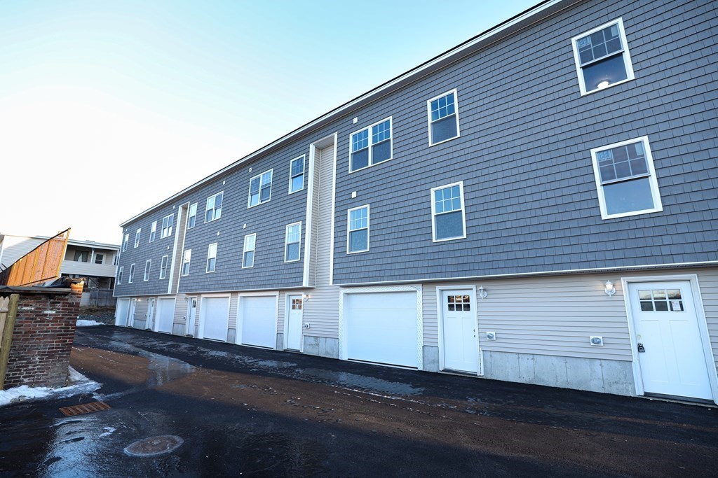 17 Marshall Unit 3, Lowell, MA 01851