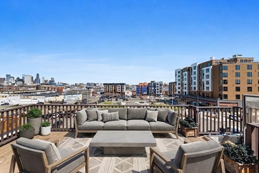35 Middle St., Apt 4