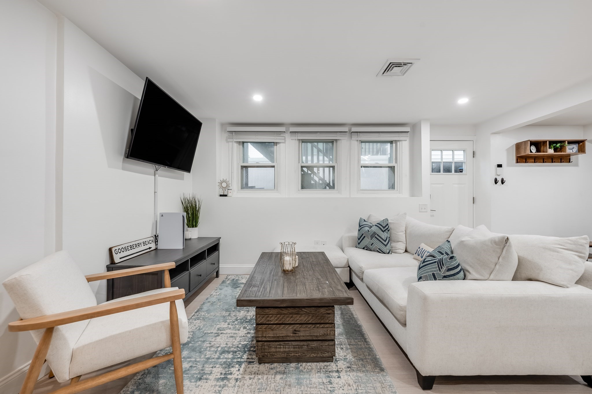 261 Silver St Unit 1, South Boston, Boston, MA 02127