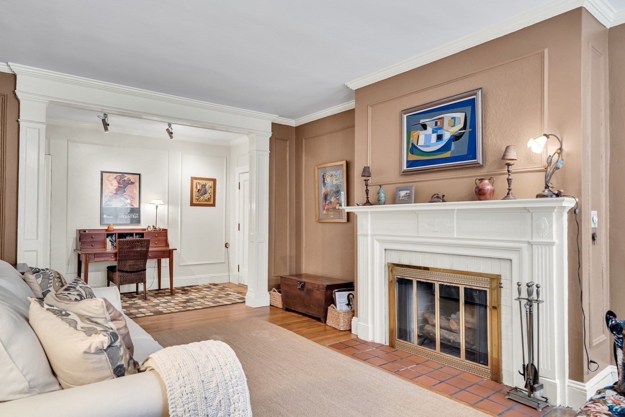 321 Tappan St Unit 3, Brookline, MA 02445