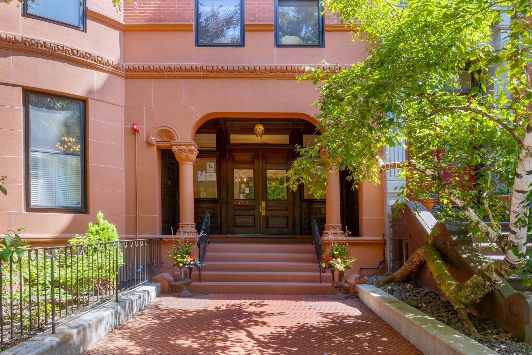 290 Commonwealth Ave Unit 11, Back Bay, Boston, MA 02115