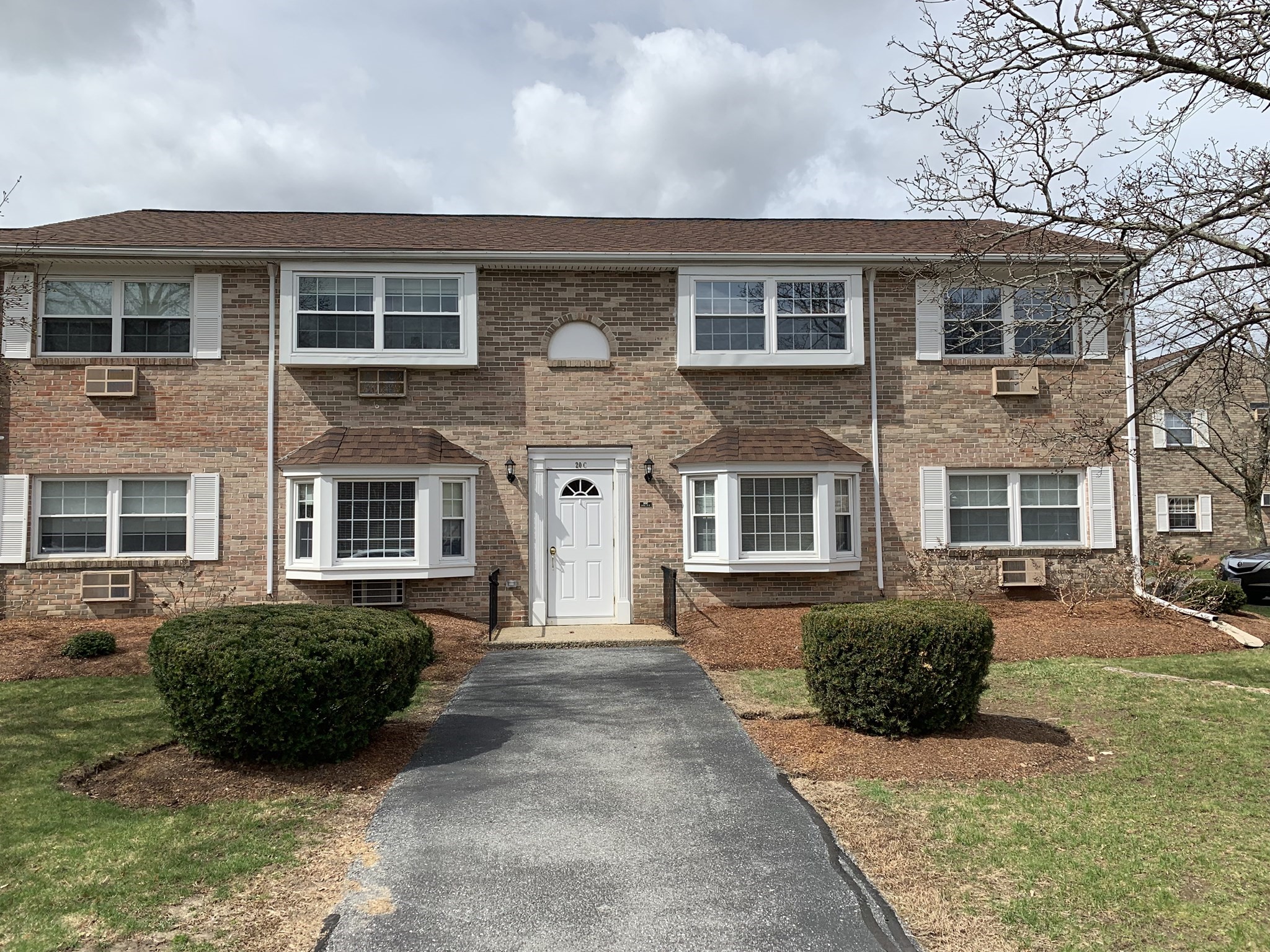 20 Washington Park Dr Unit 12, Andover, MA 01810