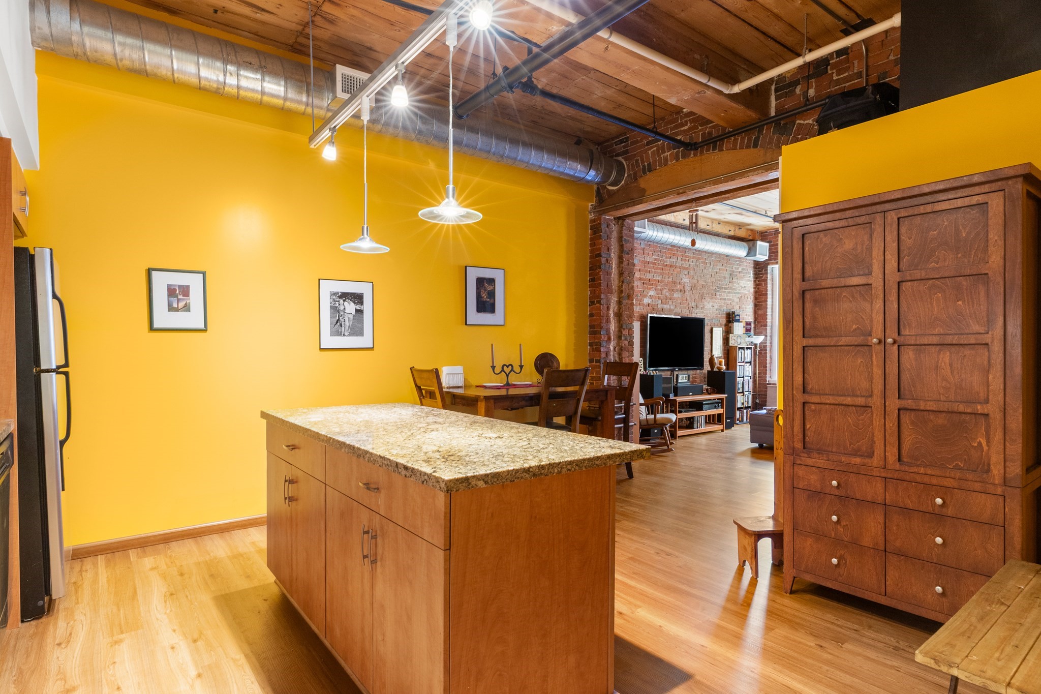 130 John St Unit 107, Lowell, MA 01852