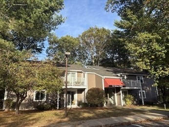 32 Silver Hill Ln Unit 1, Natick, MA 01760