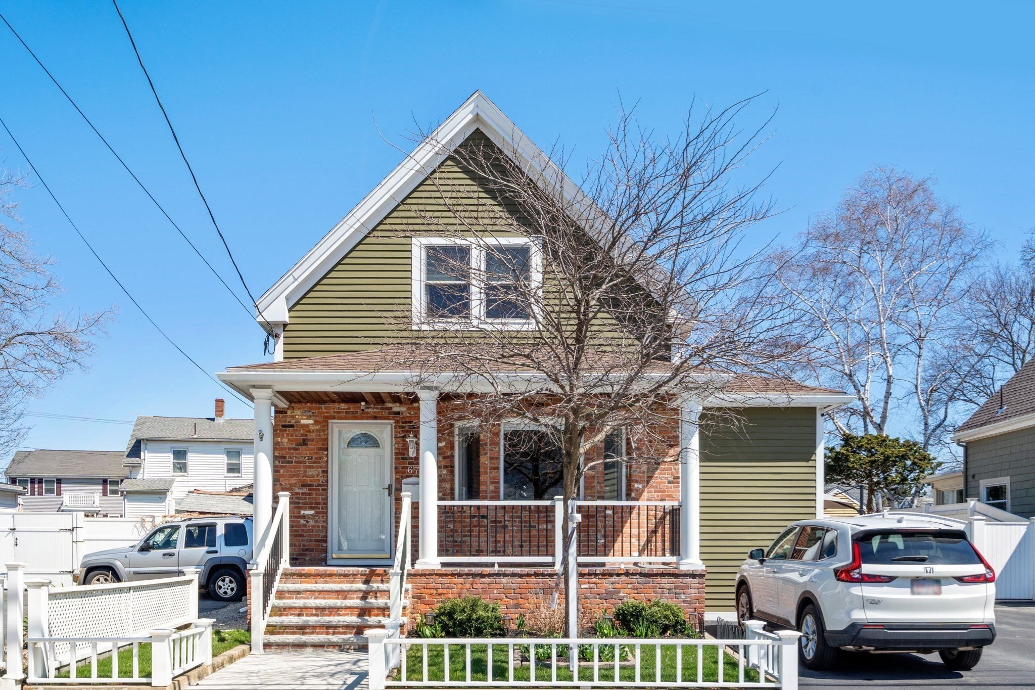 67 Lynnfield St, Lynn, MA 01904