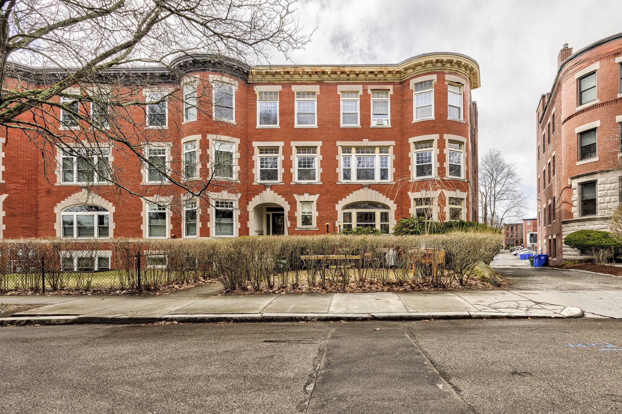 9 Clinton  Path Unit 1, Brookline, MA 02445