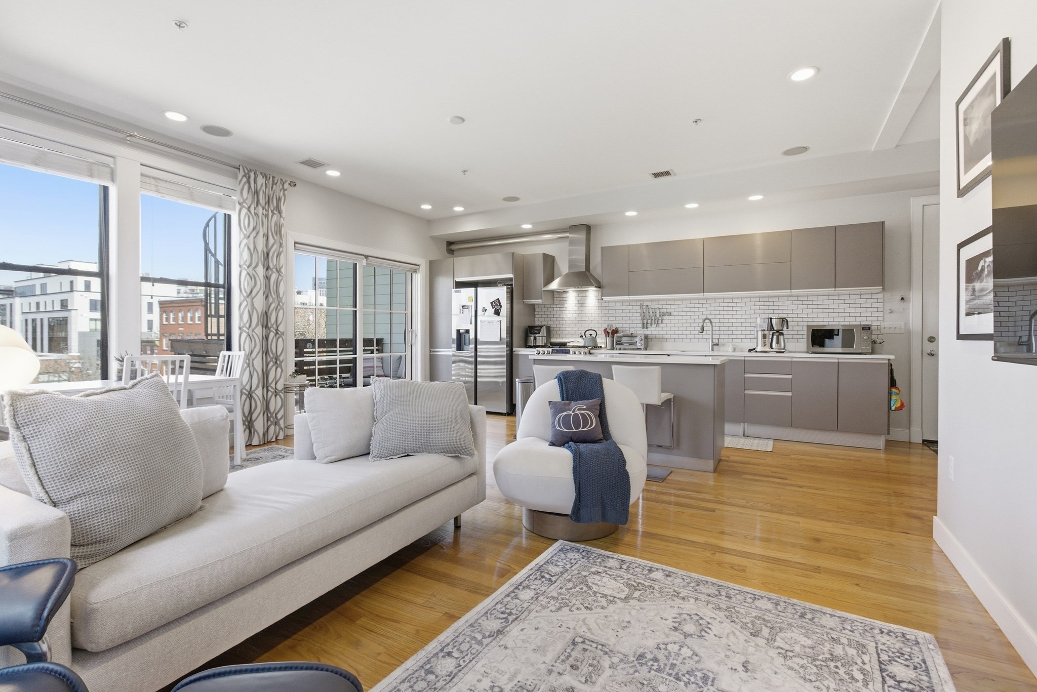 171 W 4th St Unit 7, South Boston, Boston, MA 02127