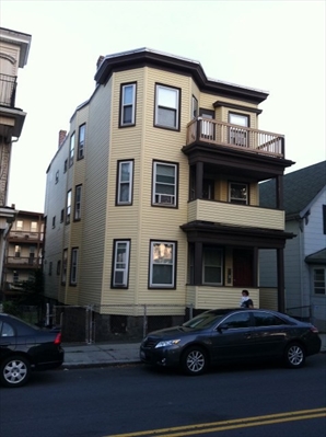 901 Saratoga Street, Apt 3