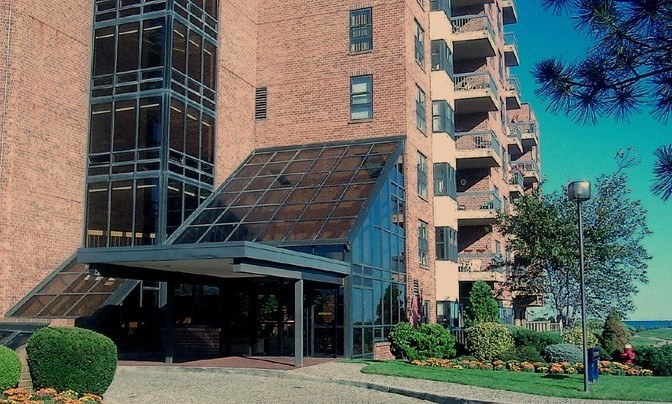 1 Seal Harbor Rd Unit 401, Winthrop, MA 02152