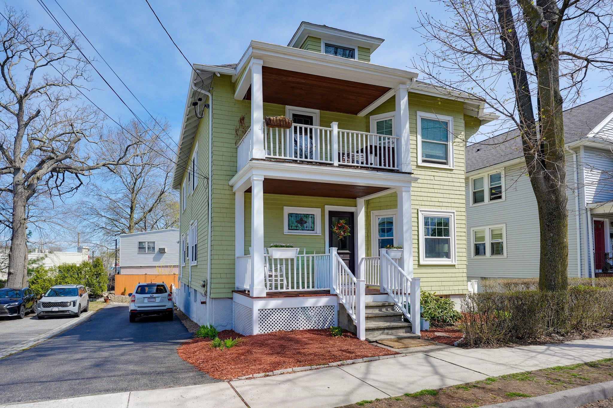 17 Bartlett Ave Unit 1, Belmont, MA 02478