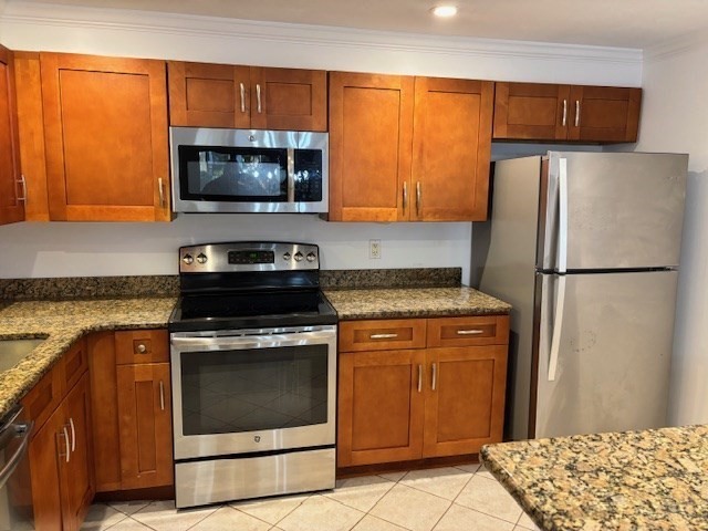 346 Neponset St Unit D, Canton, MA 02021