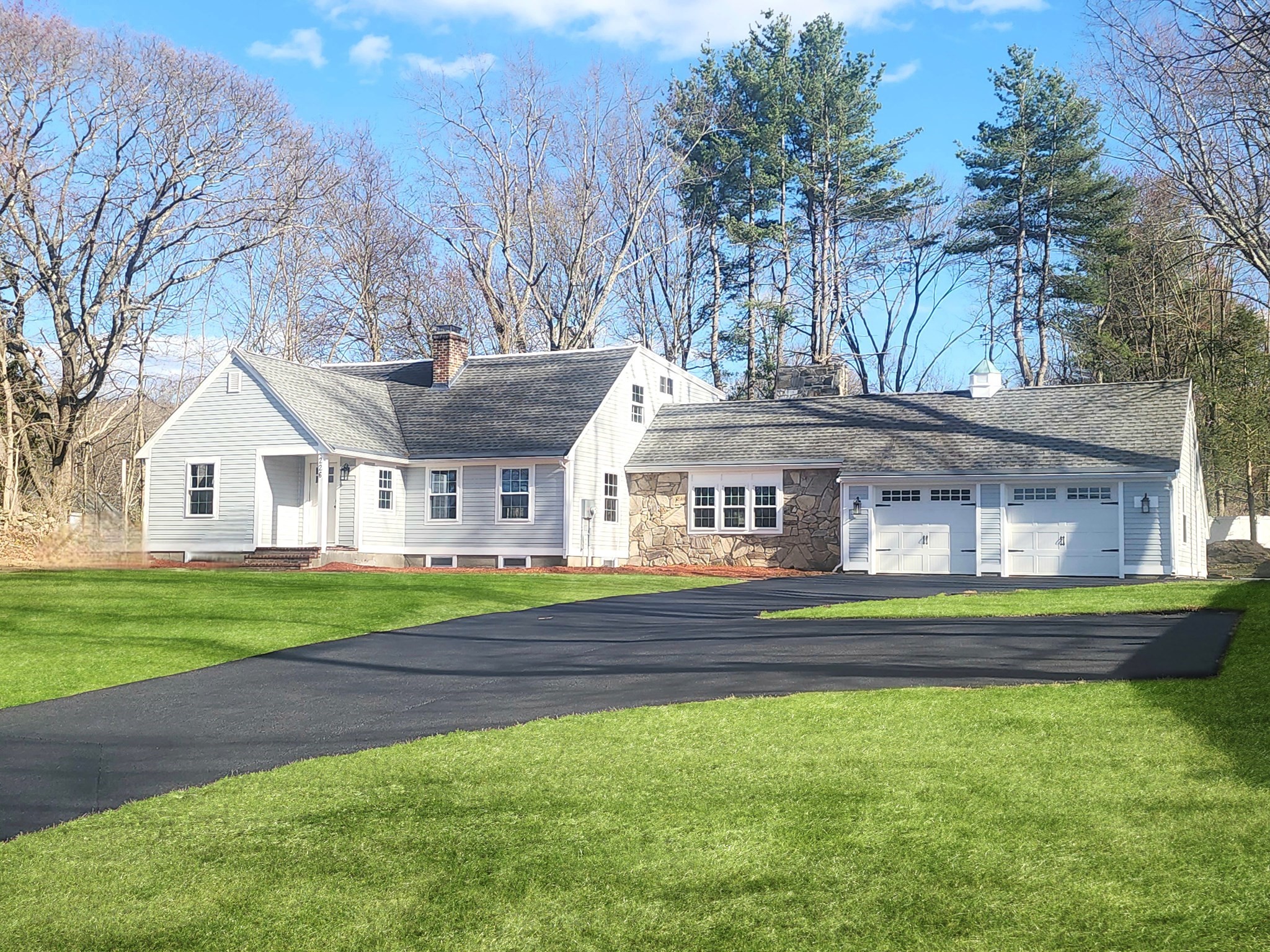 226 W Main St, Westborough, MA 01581