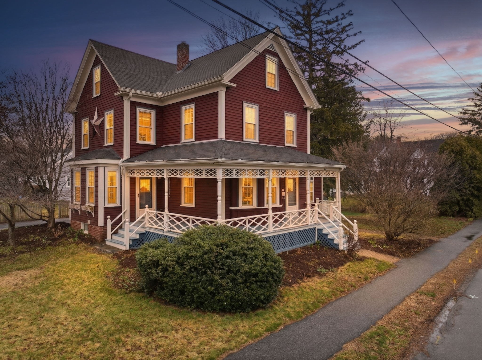 34 Maple Street, Hamilton, MA 01982