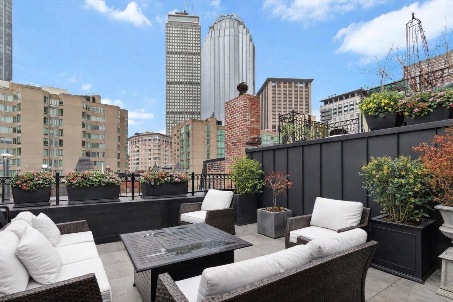 102 Saint Botolph St, Back Bay, Boston, MA 02115