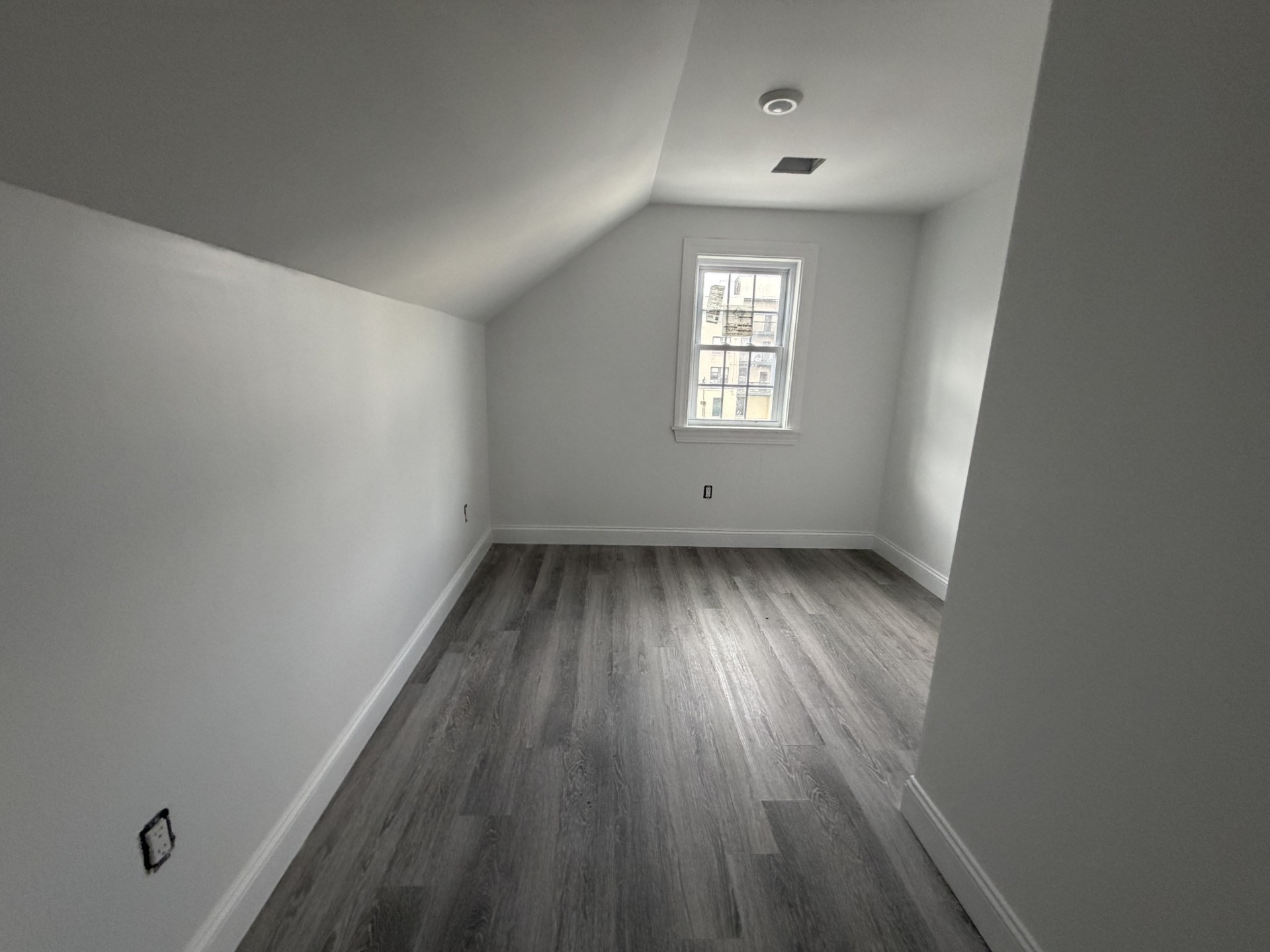 7 Parkway St, Dorchester, Boston, MA 02124 - Image 35