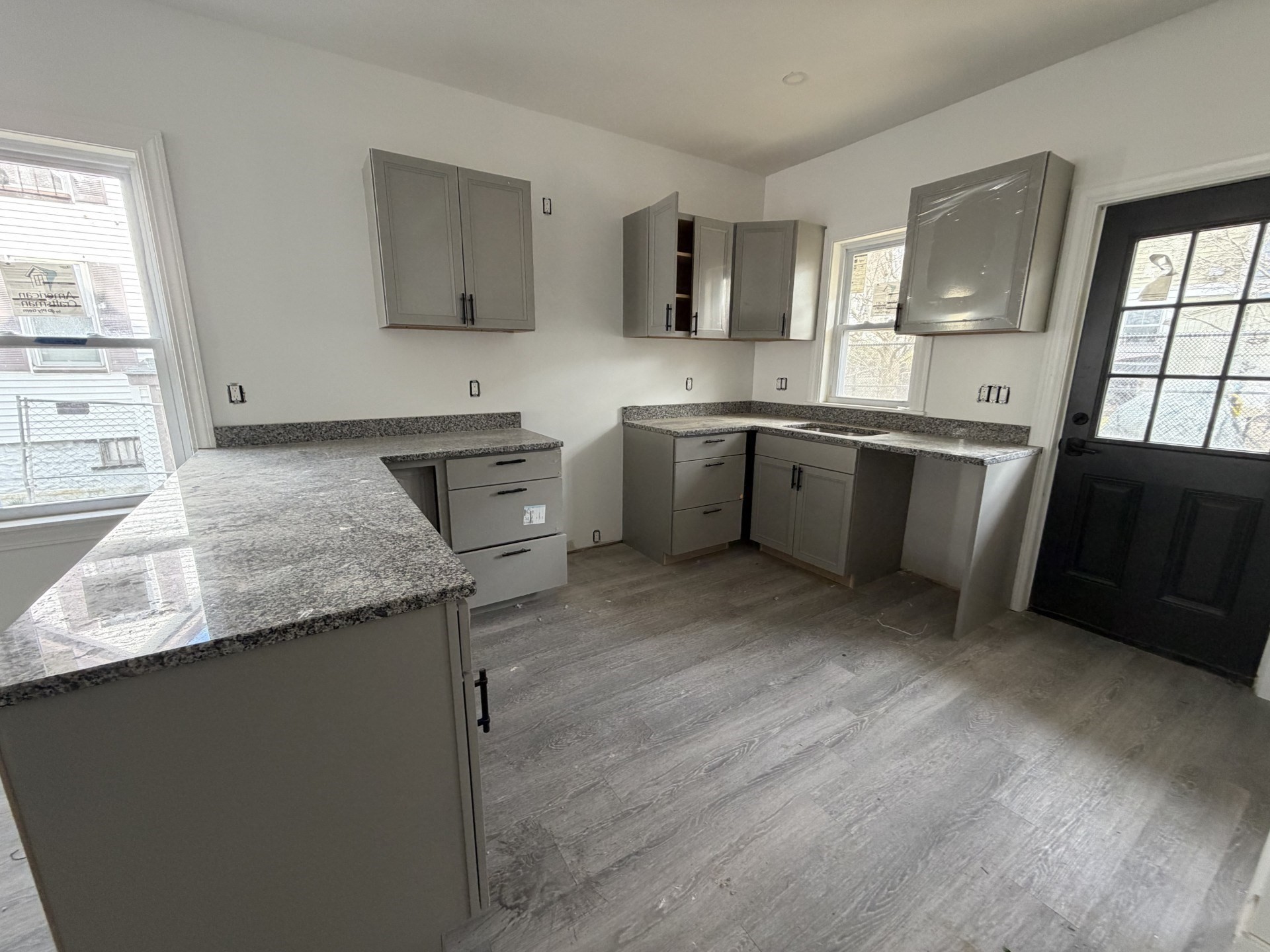 7 Parkway St, Dorchester, Boston, MA 02124 - Image 6