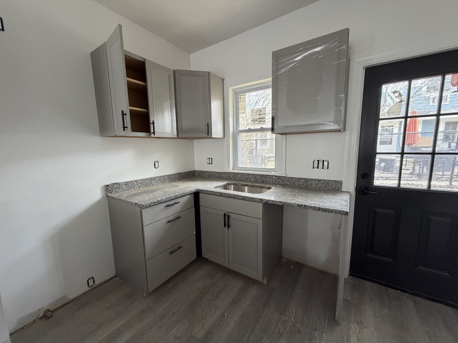 7 Parkway St, Dorchester, Boston, MA 02124 - Image 7